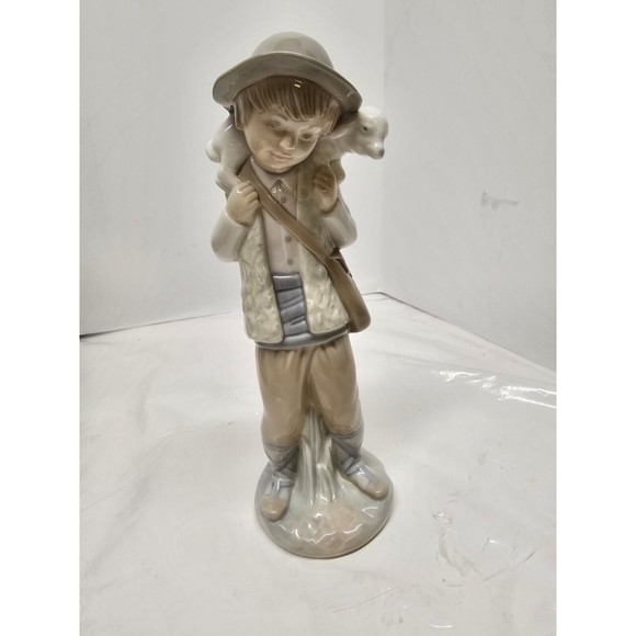 Young Shepherd Boy Lamb Zaphir Spain Vintage Figurine By Lladro - Picture 7 of 13